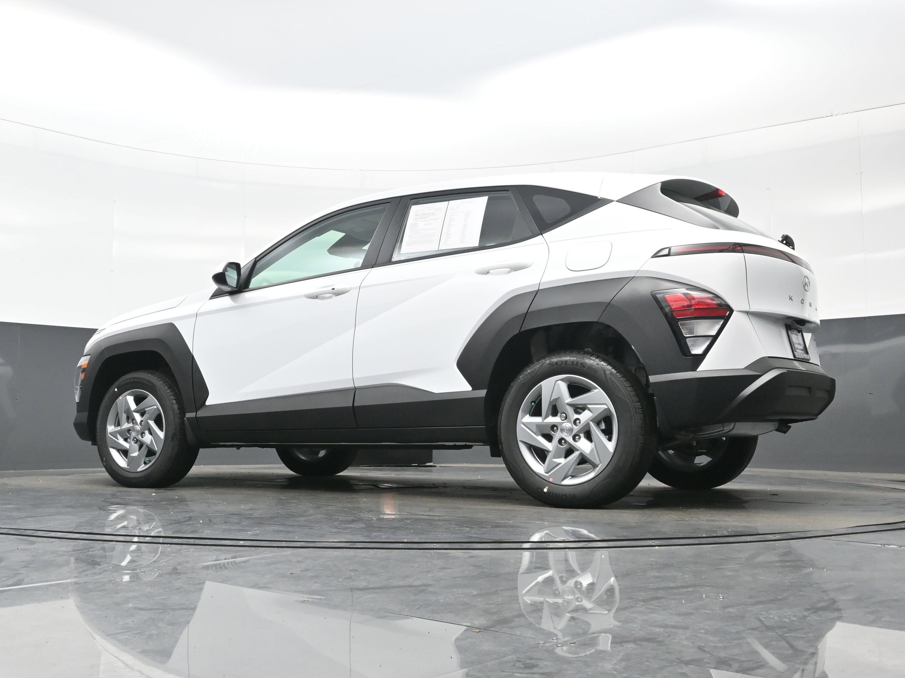 Certified 2026 Hyundai Kona SE image 32