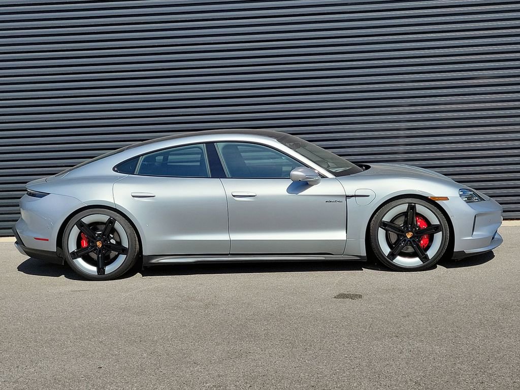 New 2026 Porsche Taycan 4S AWD/4WD image 8