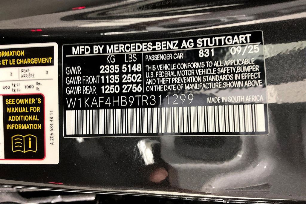 New 2026 Mercedes-Benz C 300 4MATIC Sedan image 12