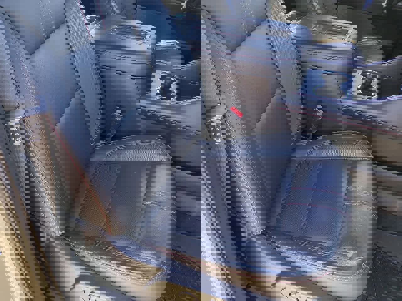 Used 2021 Chevrolet Suburban RST image 22