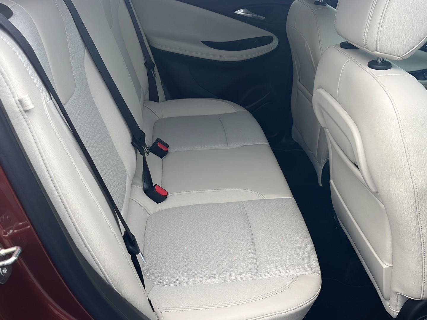 Used 2020 Buick Encore GX Preferred w/ Cold Weather Comfort Package AWD/4WD image 26