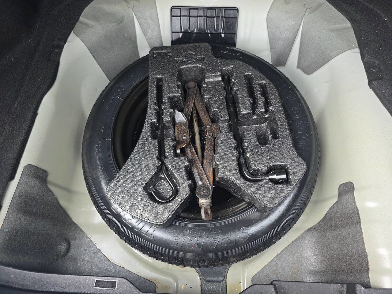 Used 2013 Acura ILX w/ Premium Package image 27