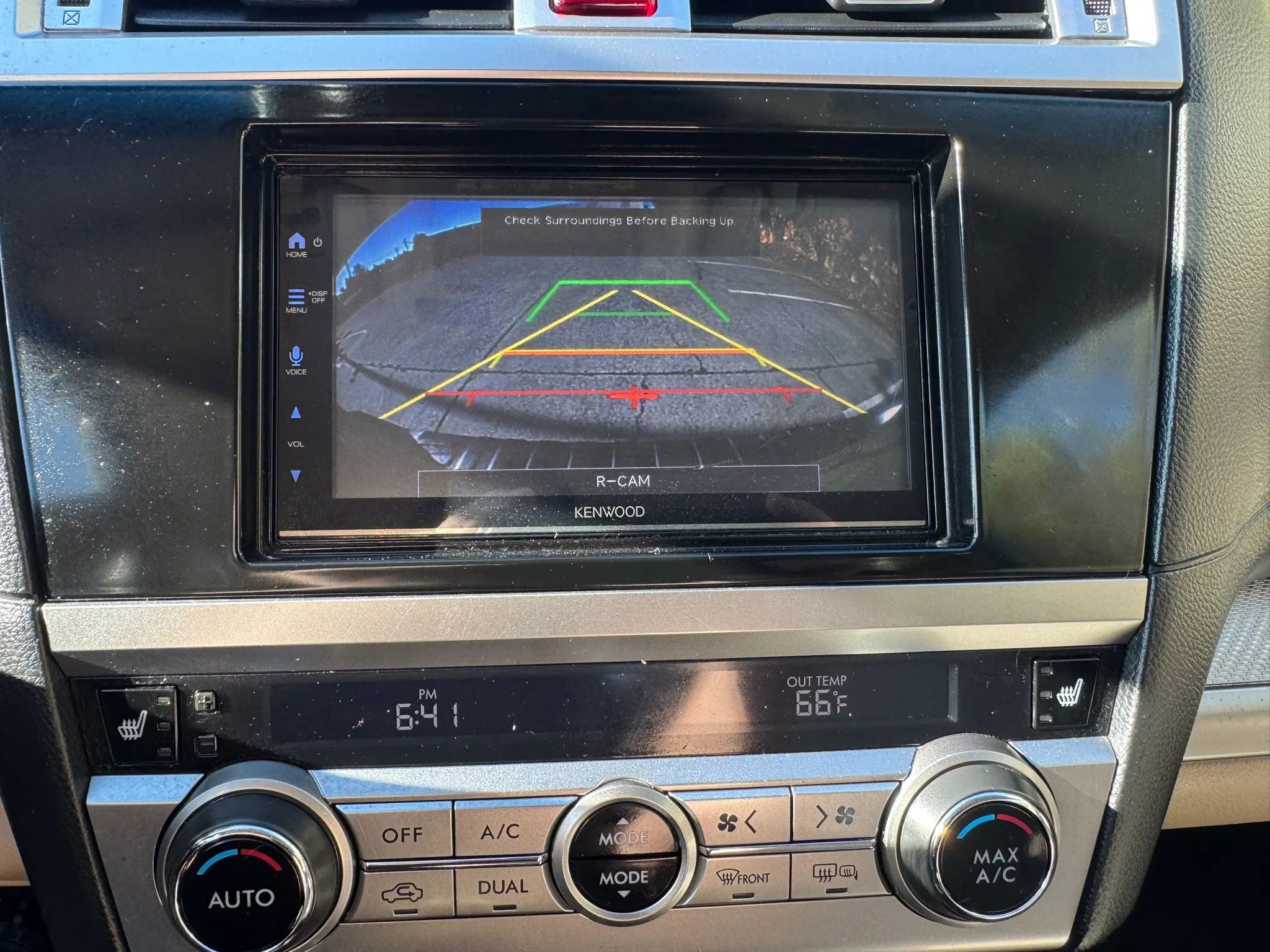 Used 2017 Subaru Outback 2.5i Premium image 28