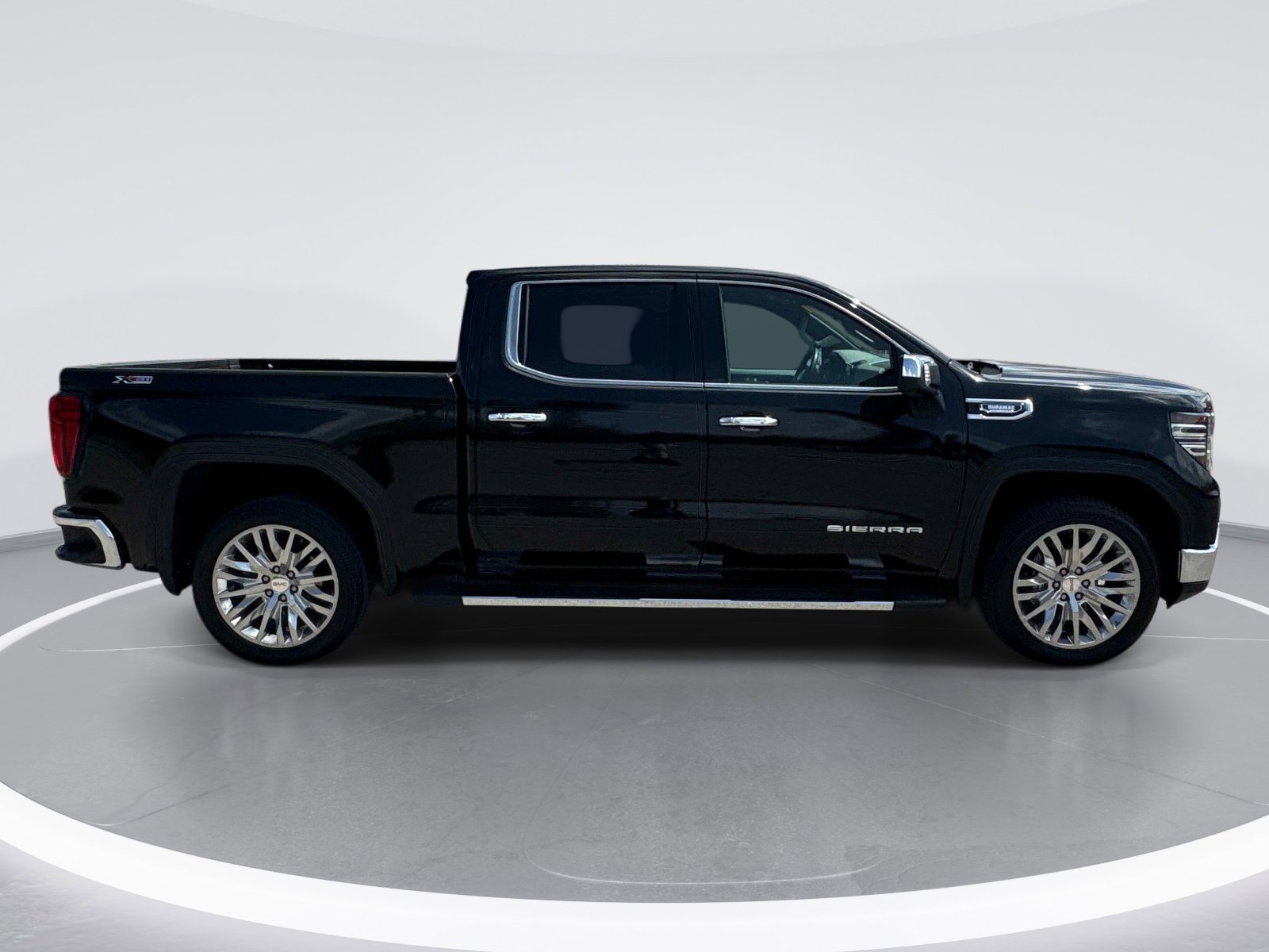 Certified 2023 GMC Sierra 1500 SLT w/ SLT Convenience Package image 9