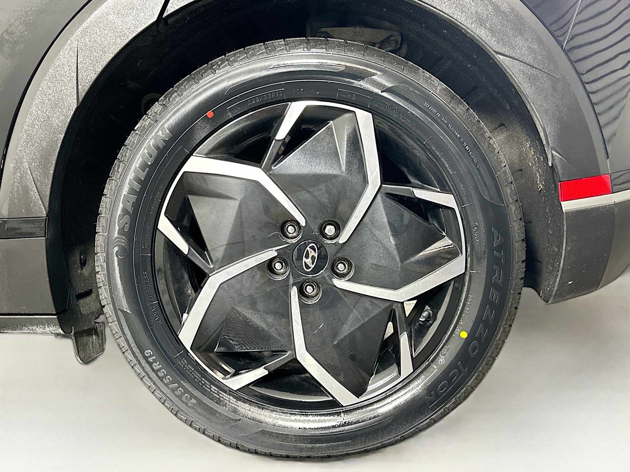 Used 2024 Hyundai Ioniq 5 SEL image 11