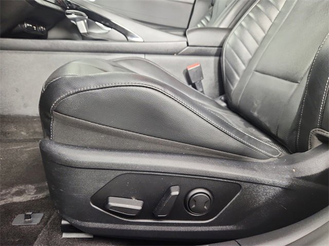 Certified 2023 Hyundai Elantra Limited w/ Cargo Package image 11