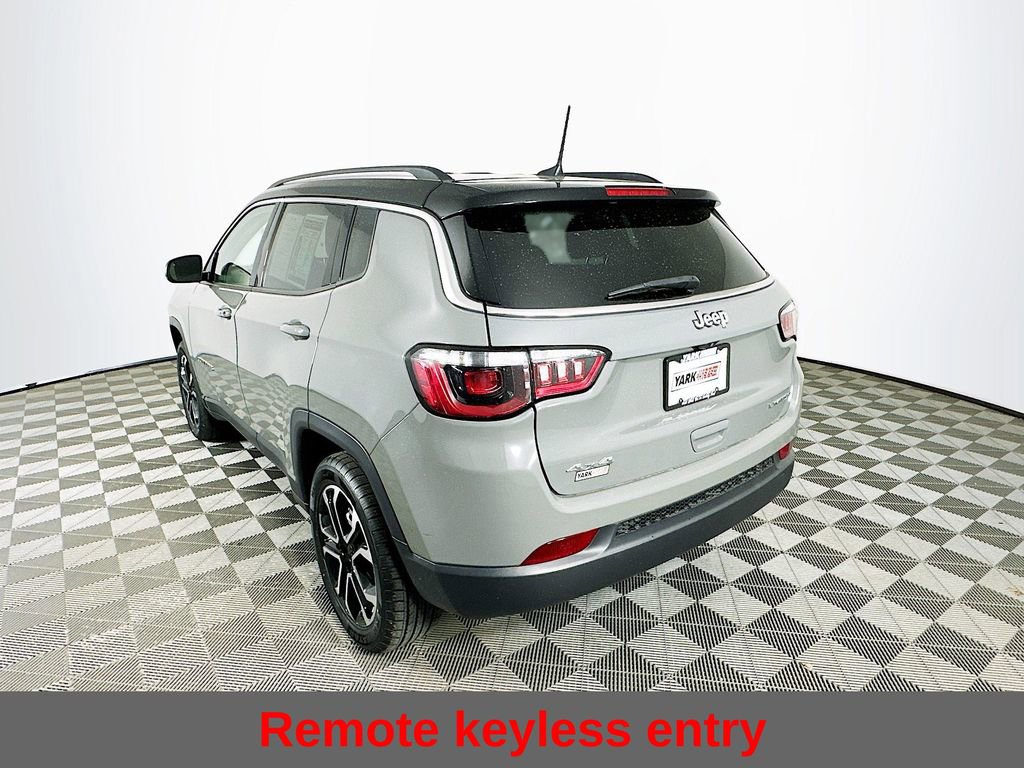 Used 2022 Jeep Compass Limited image 8