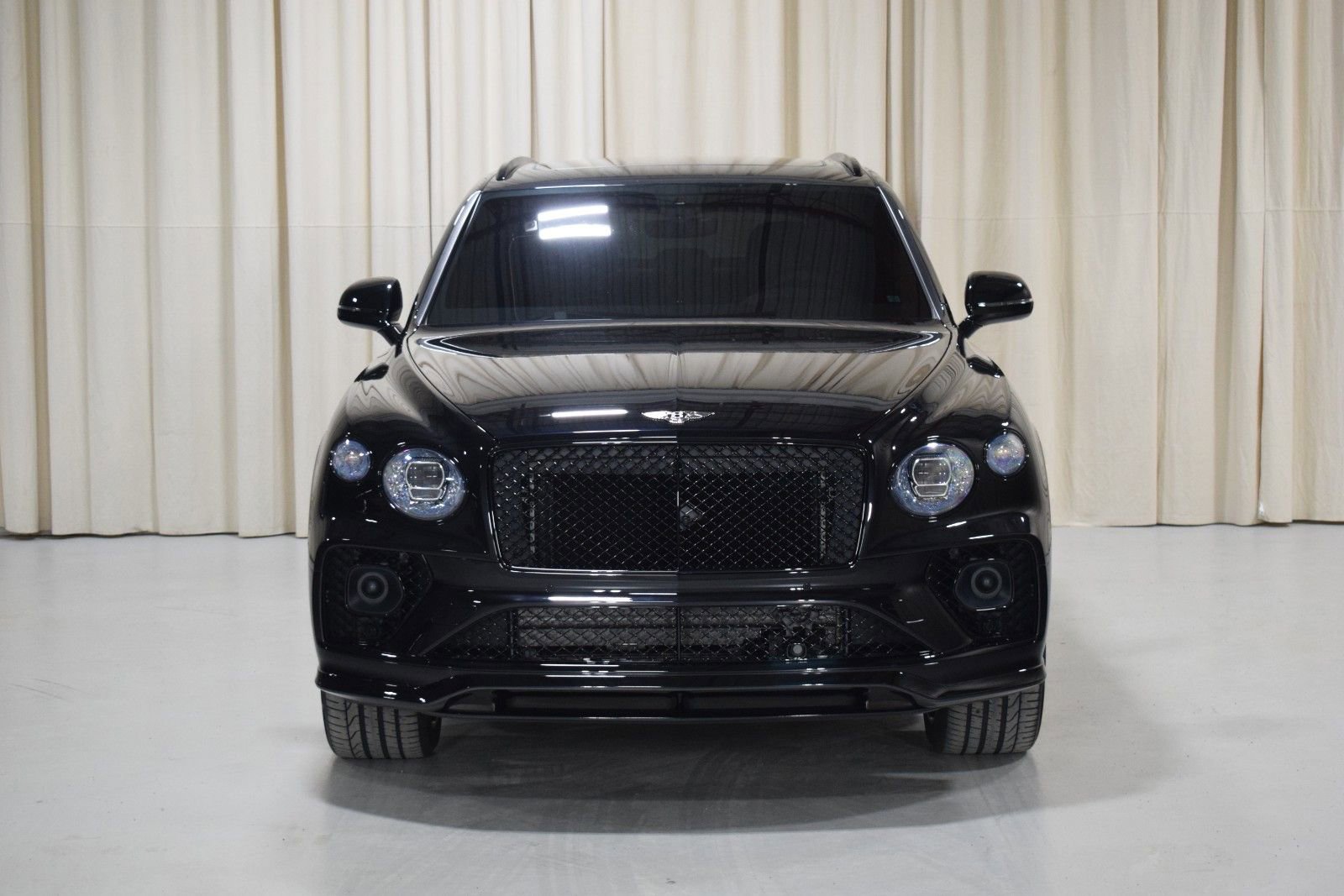 Certified 2022 Bentley Bentayga image 11