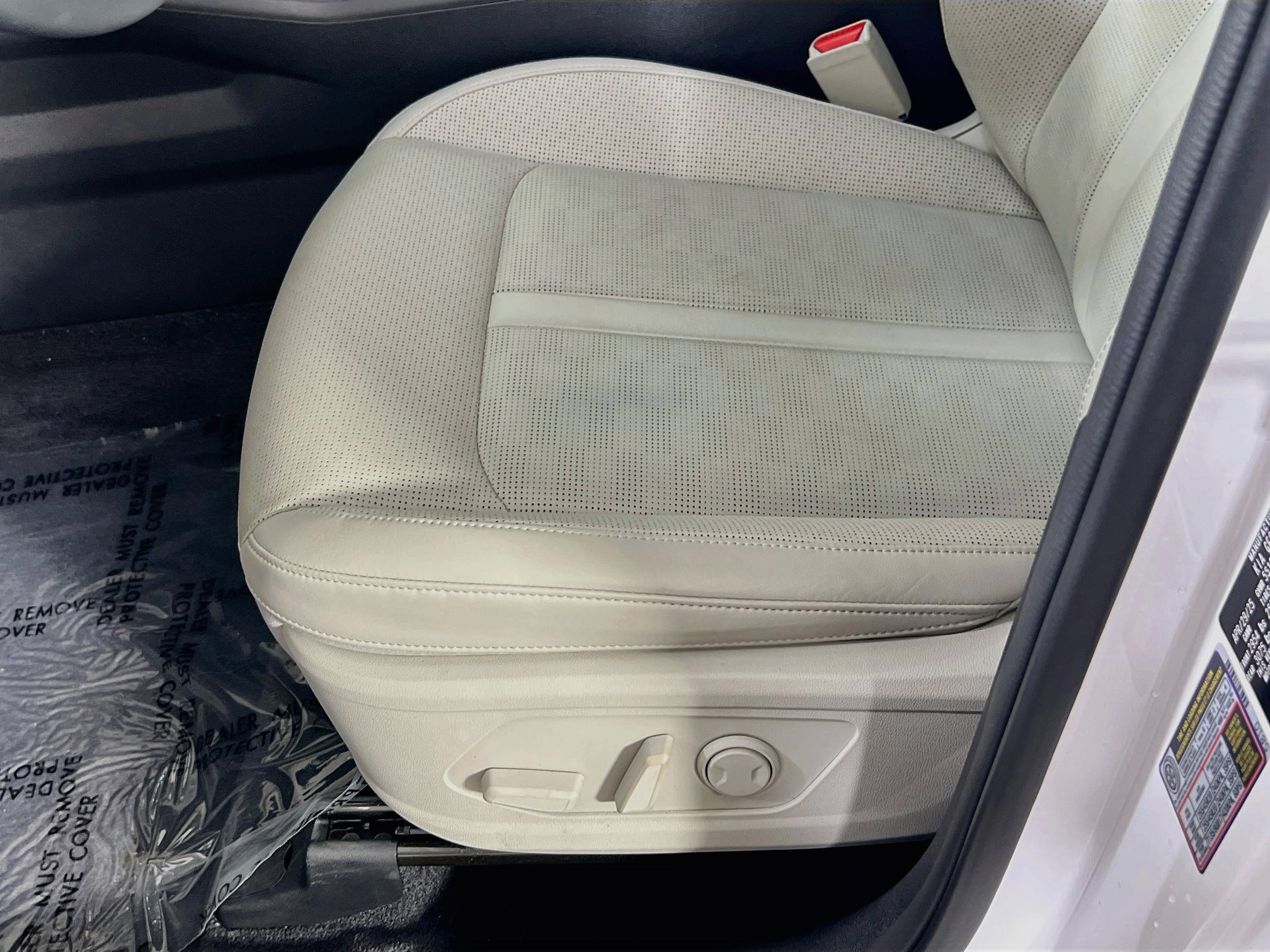 Used 2025 Kia Sorento EX w/ Panoramic Sunroof Package AWD/4WD image 19