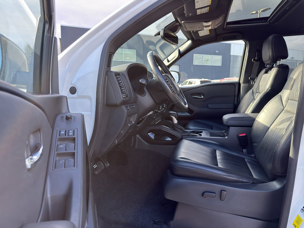 Certified 2022 Nissan Frontier PRO-4X w/ Pro-4X Premium Package image 11