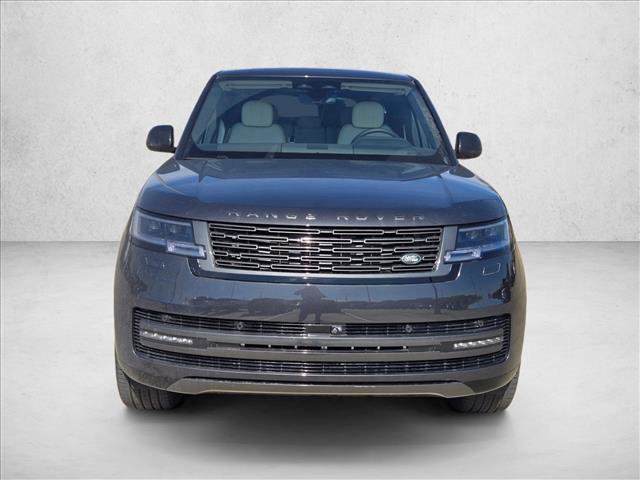 New 2025 Land Rover Range Rover Long Wheelbase SE image 6