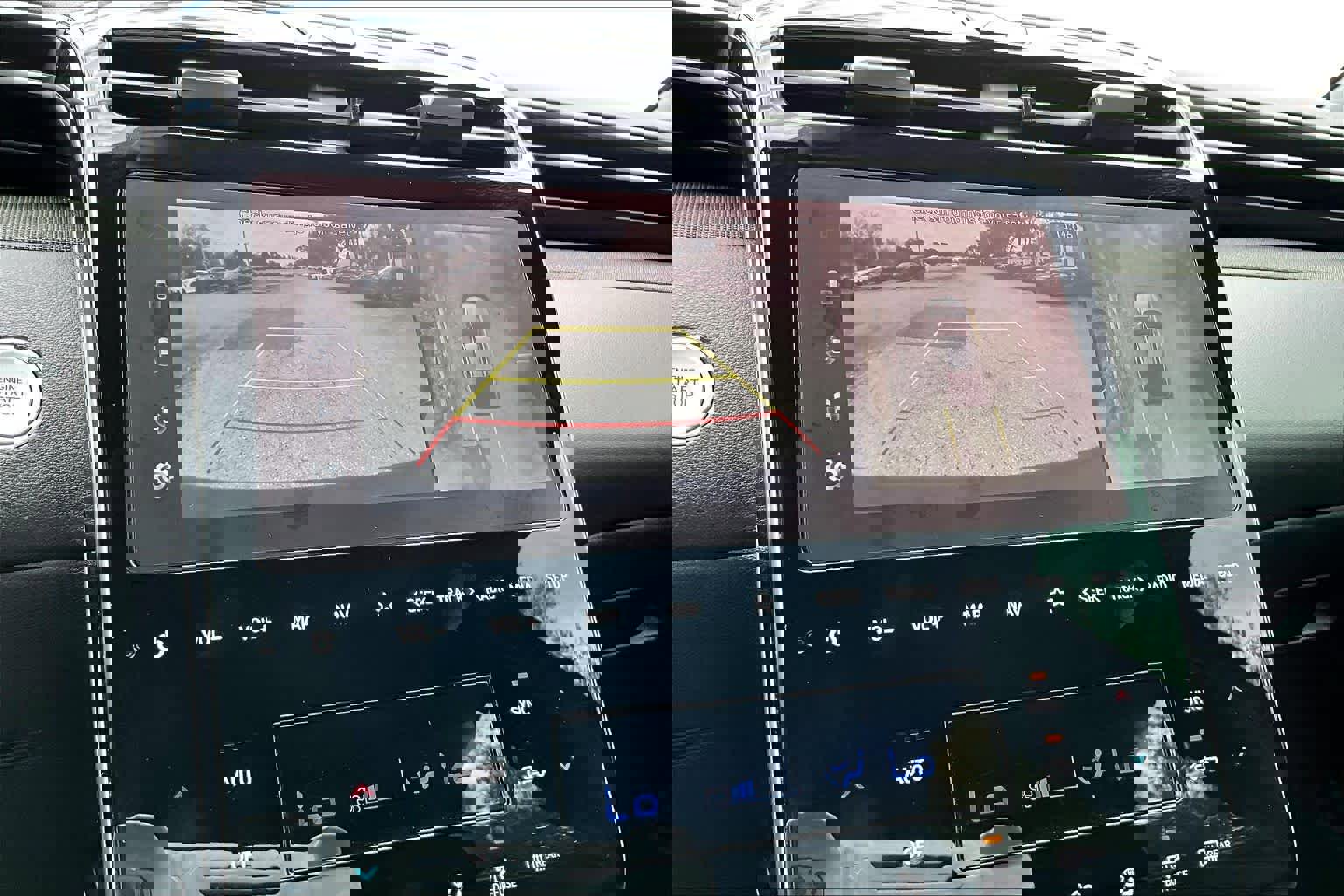 Used 2023 Hyundai Santa Cruz Limited image 24