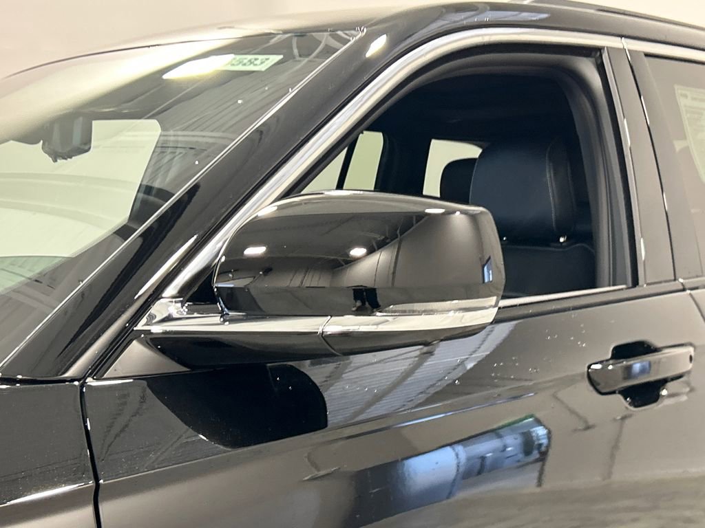 New 2025 Jeep Grand Cherokee Limited w/ Luxury Tech Group II image 12