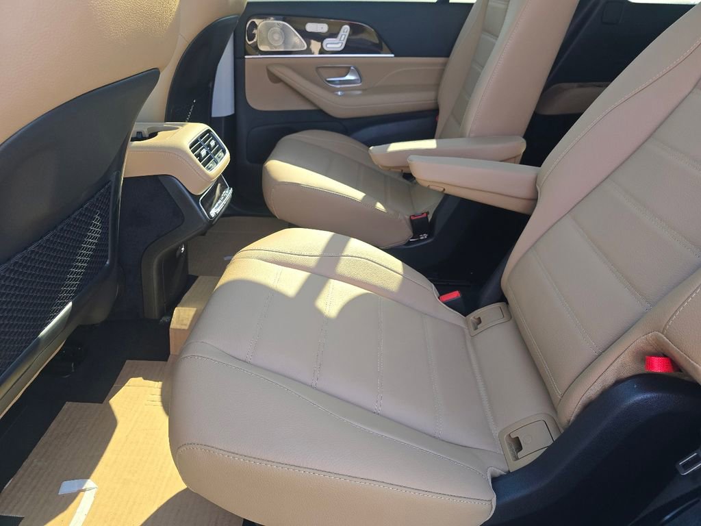 New 2026 Mercedes-Benz GLS 450 4MATIC image 20