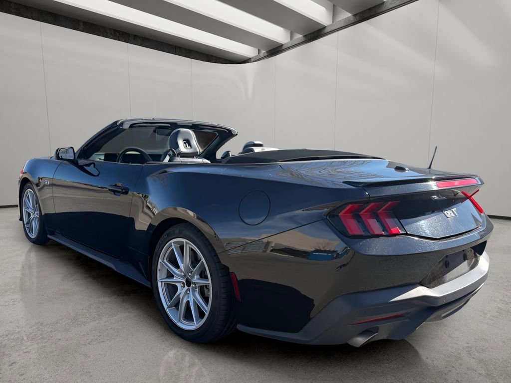 Used 2024 Ford Mustang GT Premium image 3