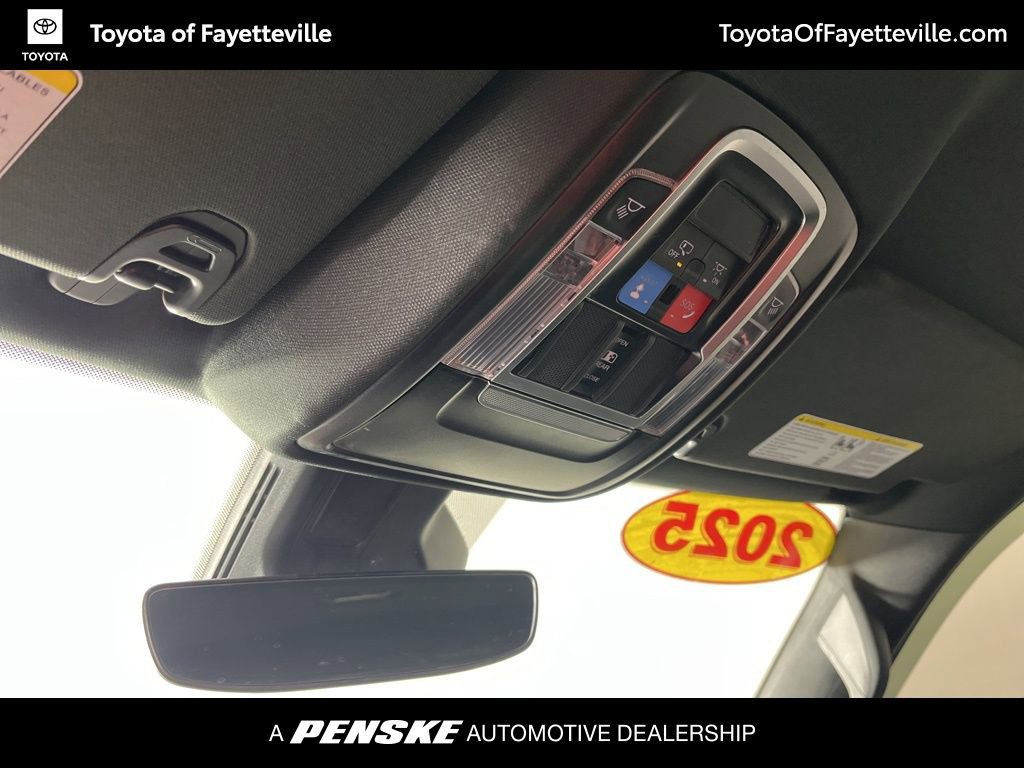 Used 2025 RAM 1500 Laramie image 24