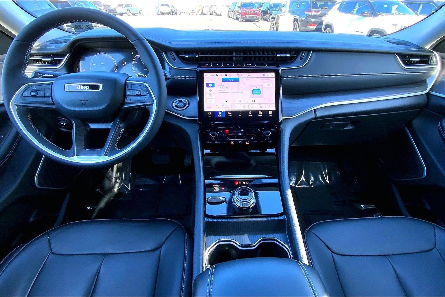 Certified 2023 Jeep Grand Cherokee L Limited w/ Trailer Tow Group (B) image 14