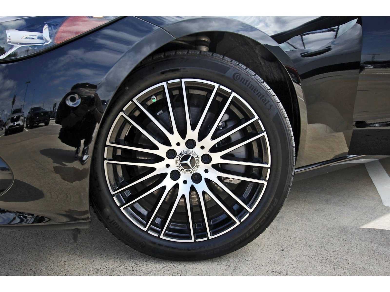 Used 2024 Mercedes-Benz C 300 Sedan image 27