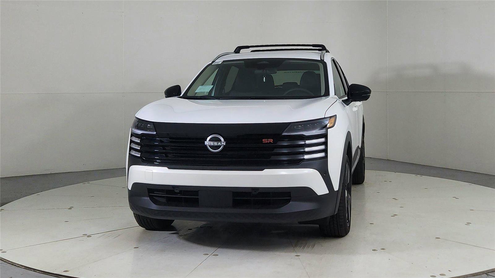 New 2026 Nissan Kicks SR w/ Cold Weather Package image 2