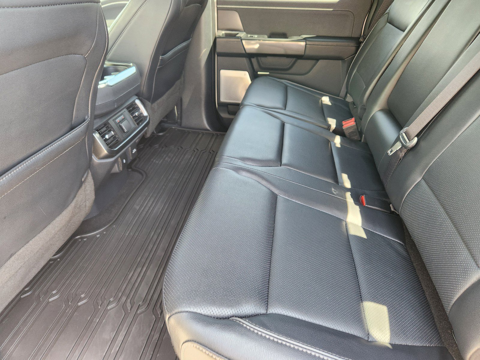 Used 2023 Ford F150 Lariat w/ Equipment Group 502A High AWD/4WD image 12