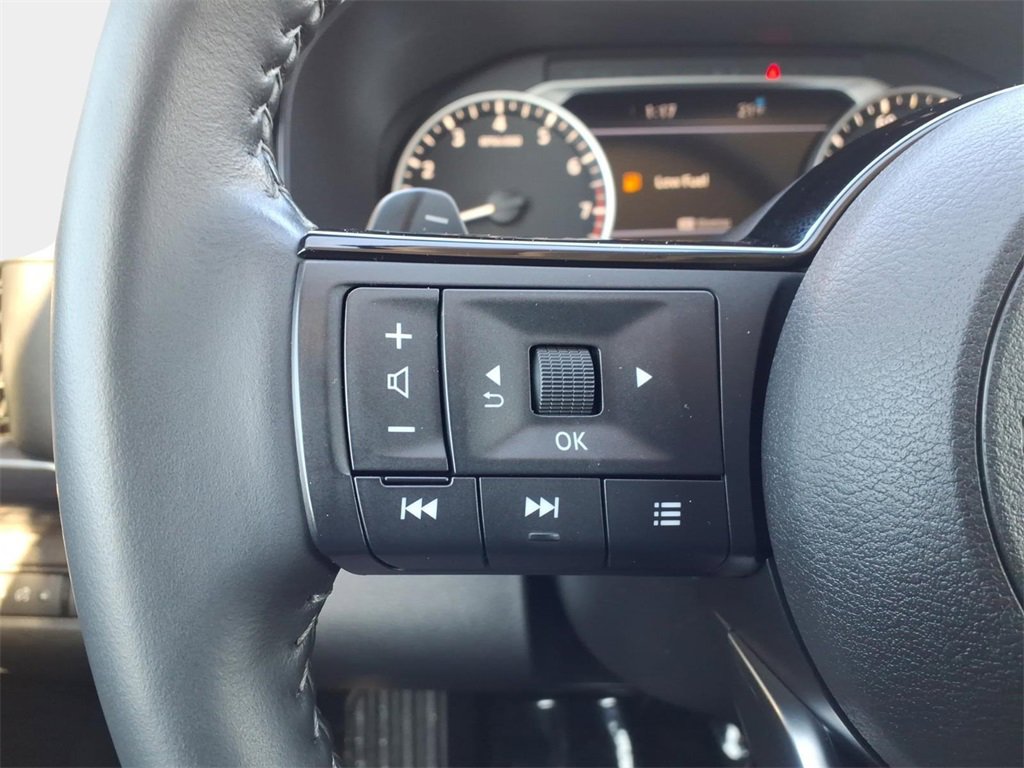 Used 2024 Nissan Pathfinder SL image 21