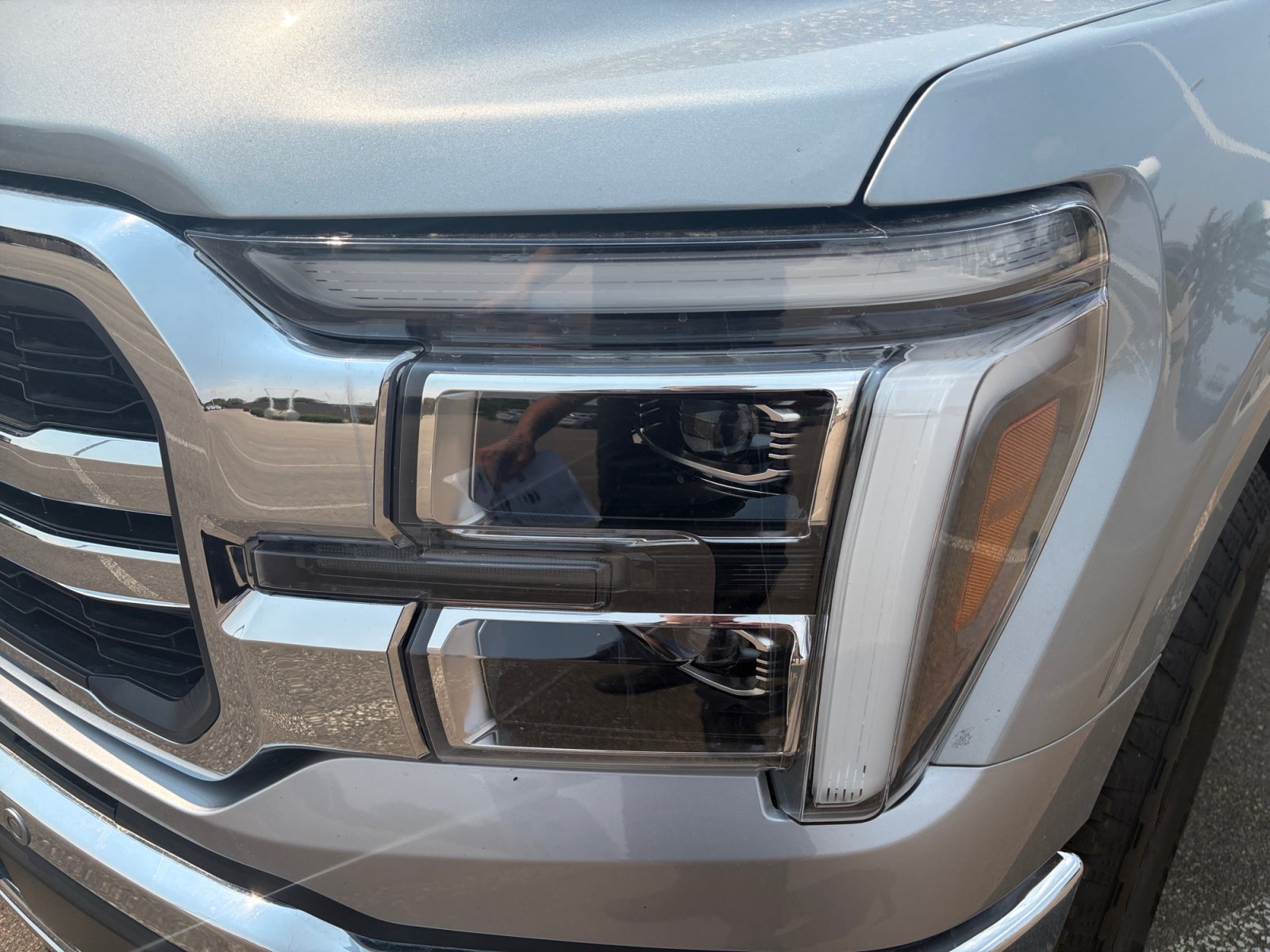 Used 2025 Ford F150 Lariat AWD/4WD image 10