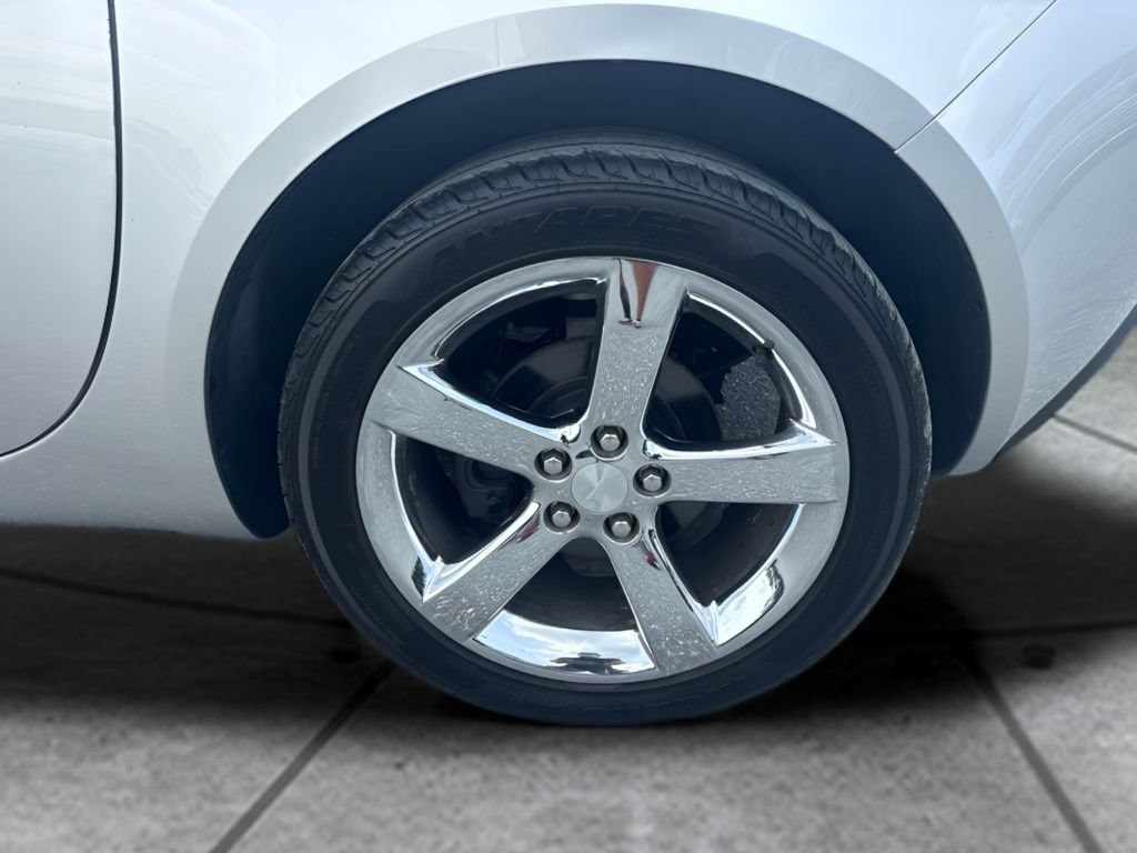 Used 2007 Pontiac Solstice GXP w/ Premium Package RWD image 16