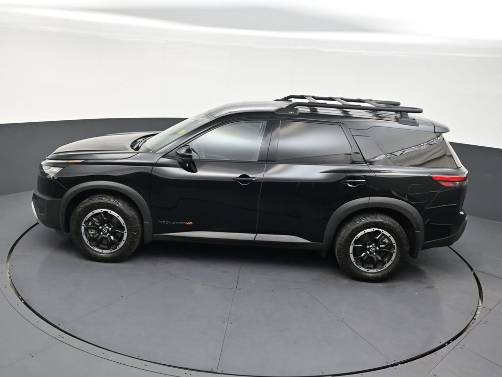 Used 2025 Nissan Pathfinder Rock Creek image 14