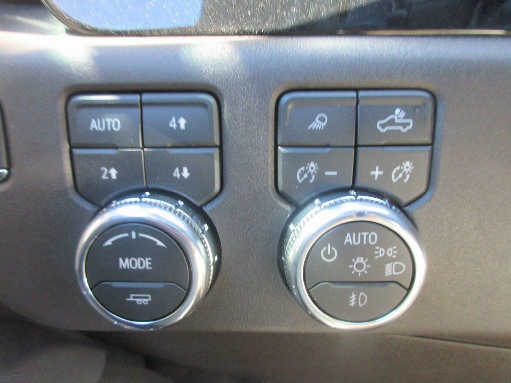 New 2026 GMC Sierra 1500 SLT w/ SLT Premium Plus Package image 17