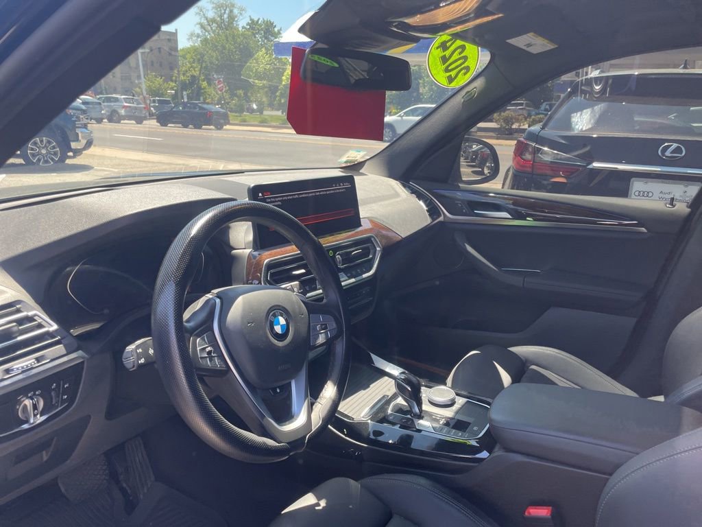 Used 2024 BMW X3 xDrive30i w/ Premium Package w/ZPA AWD/4WD image 12