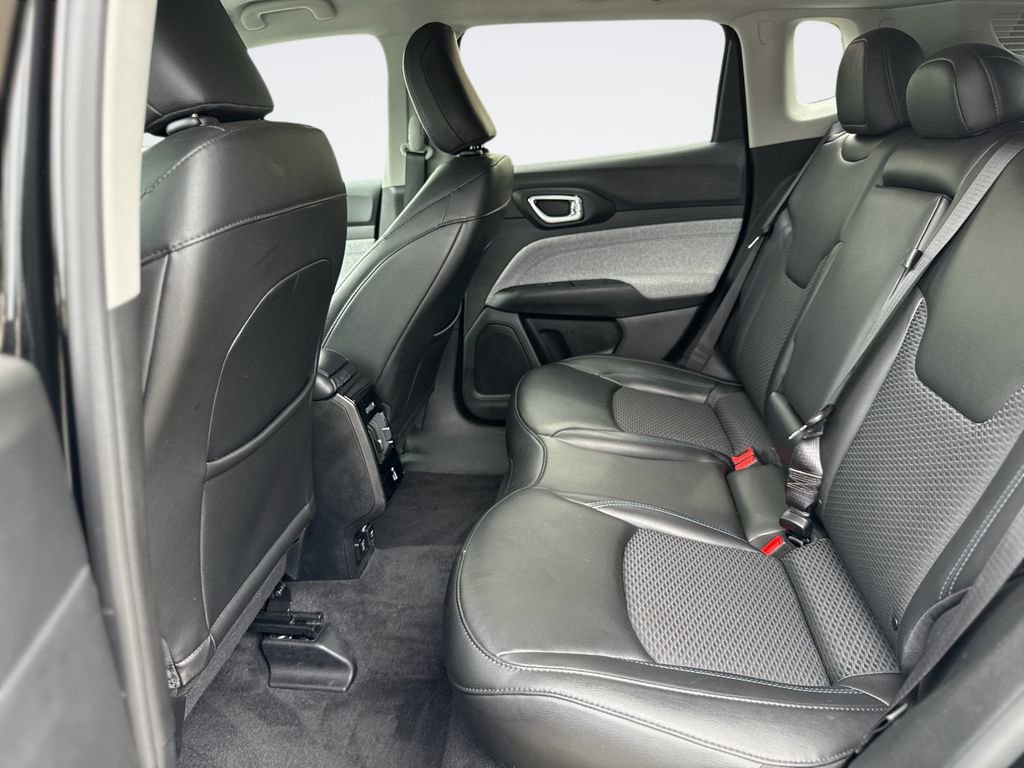 Used 2022 Jeep Compass Latitude w/ Convenience Group image 23