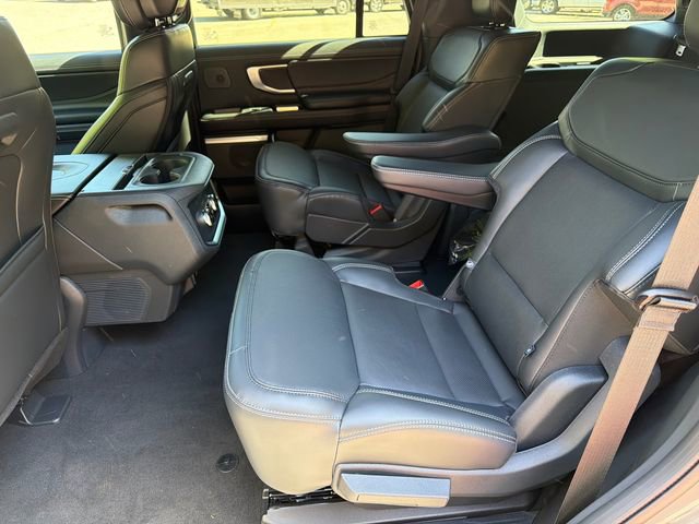 New 2026 Ford Expedition Platinum image 21