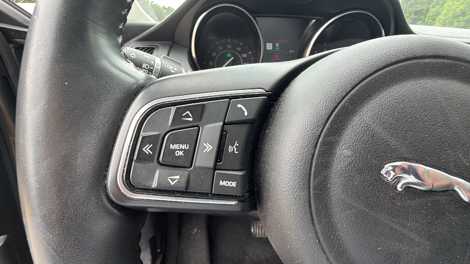 Used 2018 Jaguar E-PACE S AWD/4WD image 27