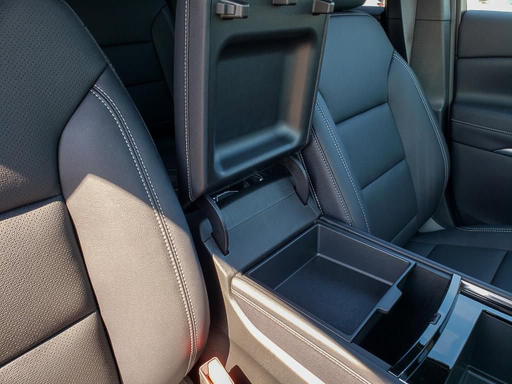 New 2026 Chevrolet Traverse LT w/ Driver Confidence Package image 31