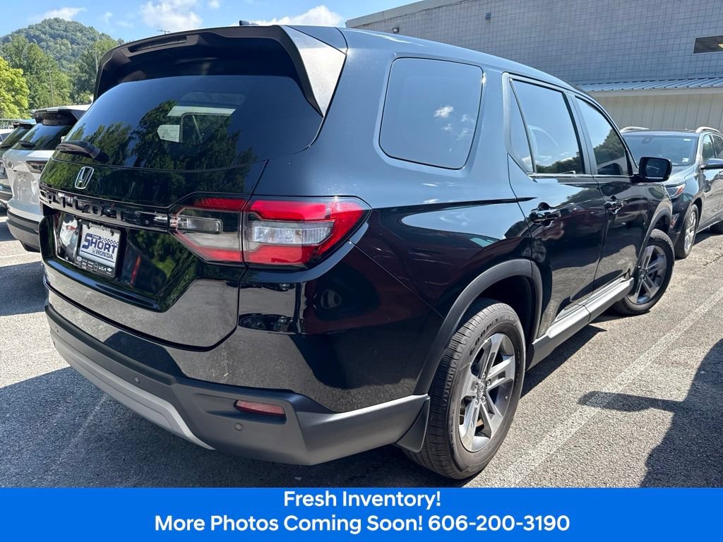 Used 2024 Honda Pilot EX-L image 6