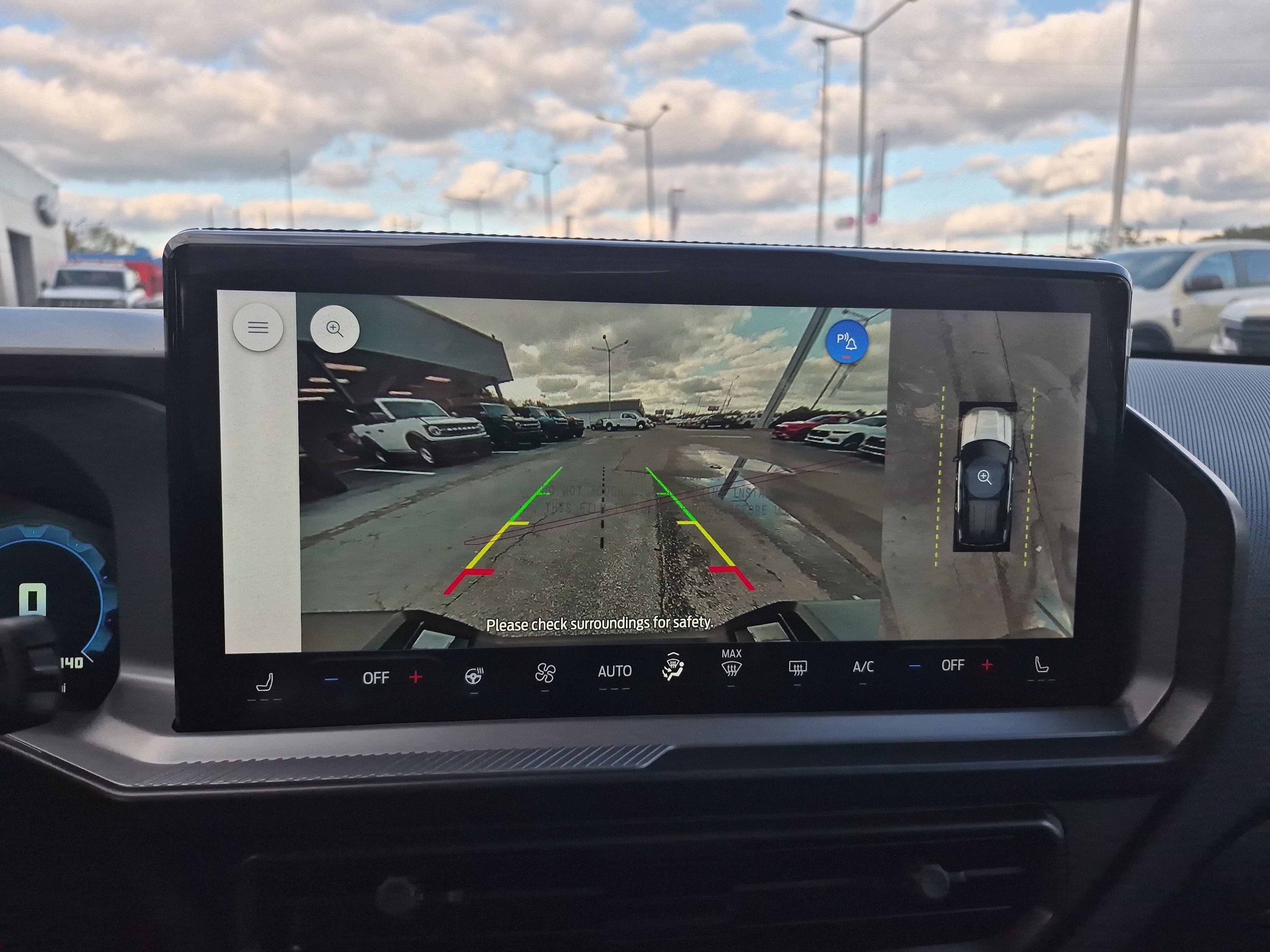 New 2025 Ford Bronco Sport Outer Banks w/ Outer Banks Tech Package+ image 40