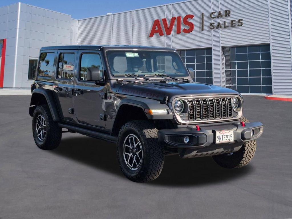 Used 2025 Jeep Wrangler Unlimited Rubicon w/ Convenience Group image 3