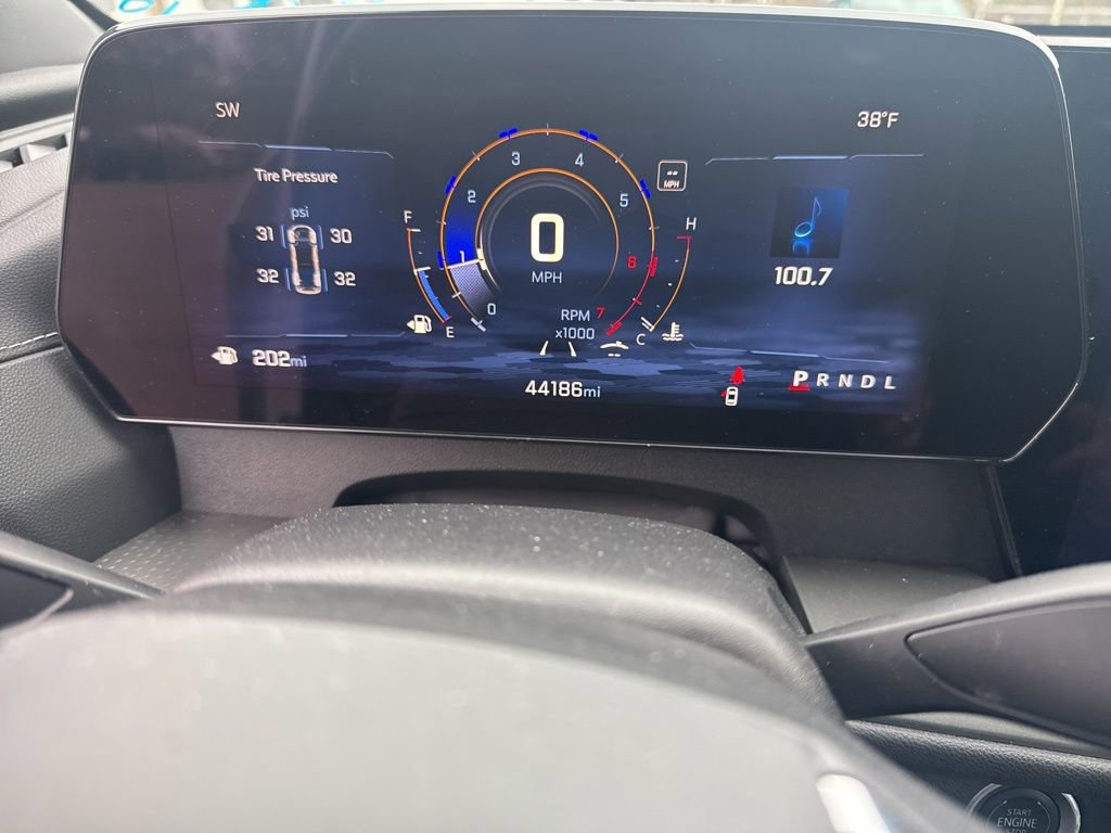 Used 2024 Chevrolet Traverse LT image 15