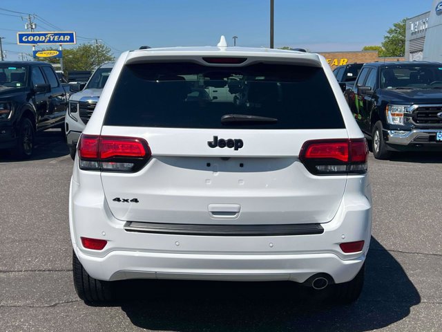 Used 2019 Jeep Grand Cherokee Altitude AWD/4WD image 7
