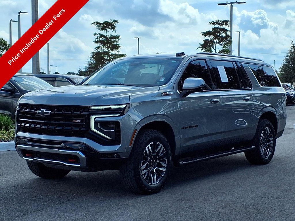 Used 2026 Chevrolet Suburban Z71 w/ Comfort Package AWD/4WD image 4