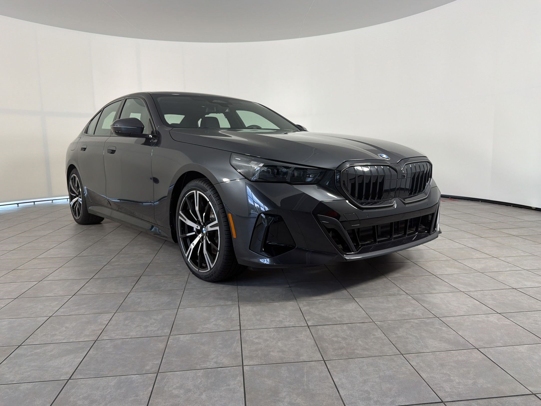 New 2026 BMW 530i w/ M Sport Package RWD image 7