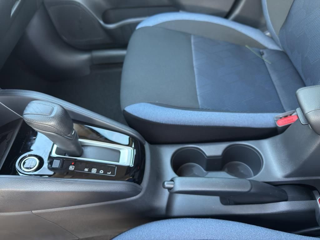 New 2025 Nissan Versa SV image 27