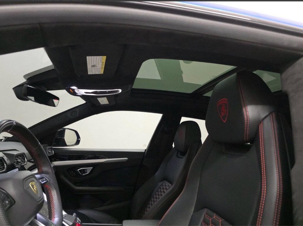 Used 2019 Lamborghini Urus AWD/4WD image 8
