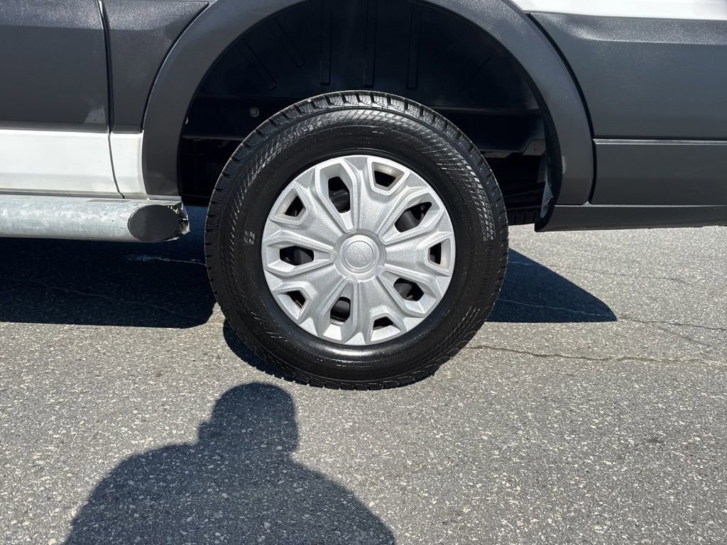 Used 2024 Ford Transit 250 Low Roof w/ Exterior Upgrade Package image 23