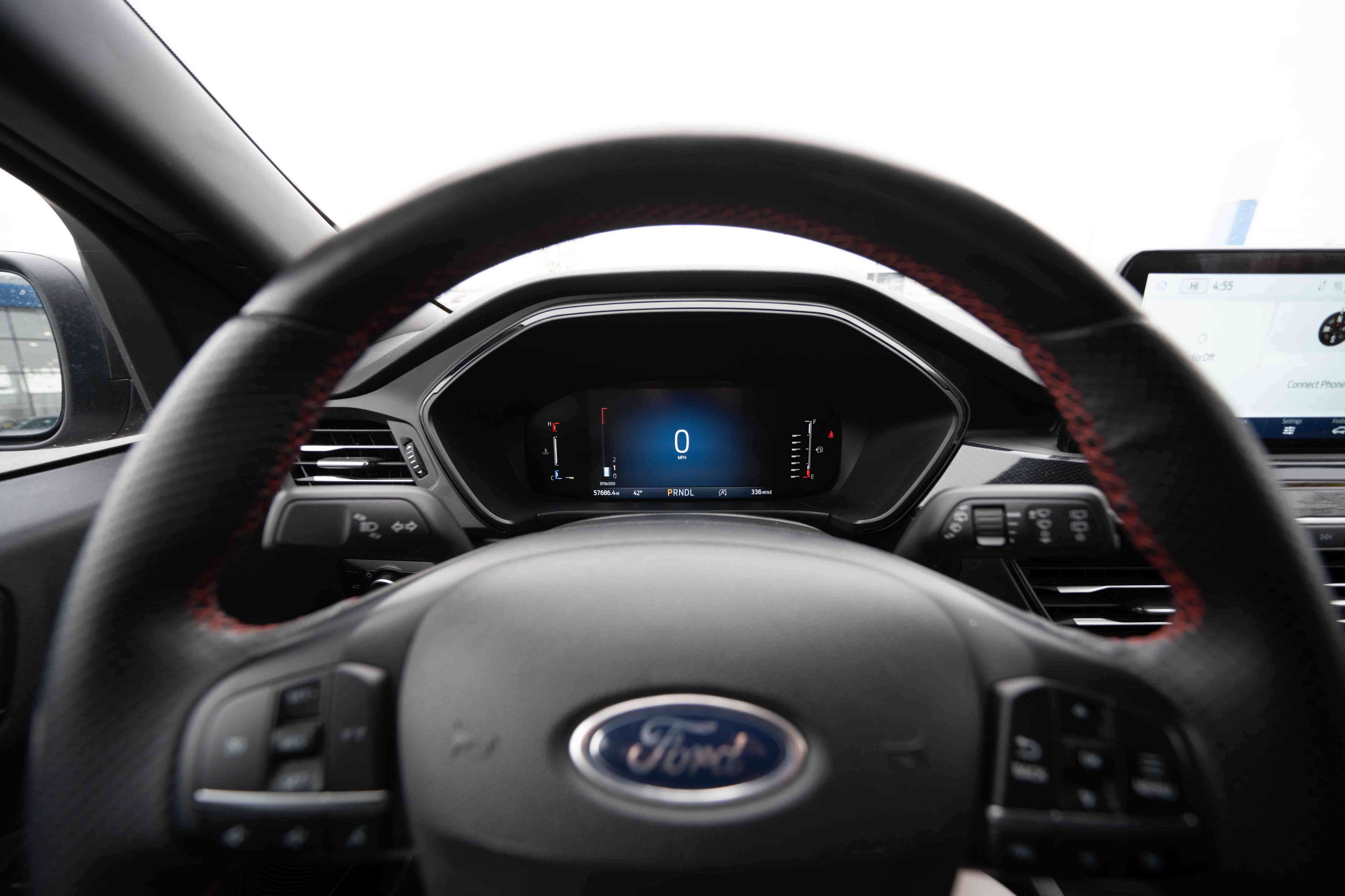 Used 2023 Ford Escape ST-Line image 15