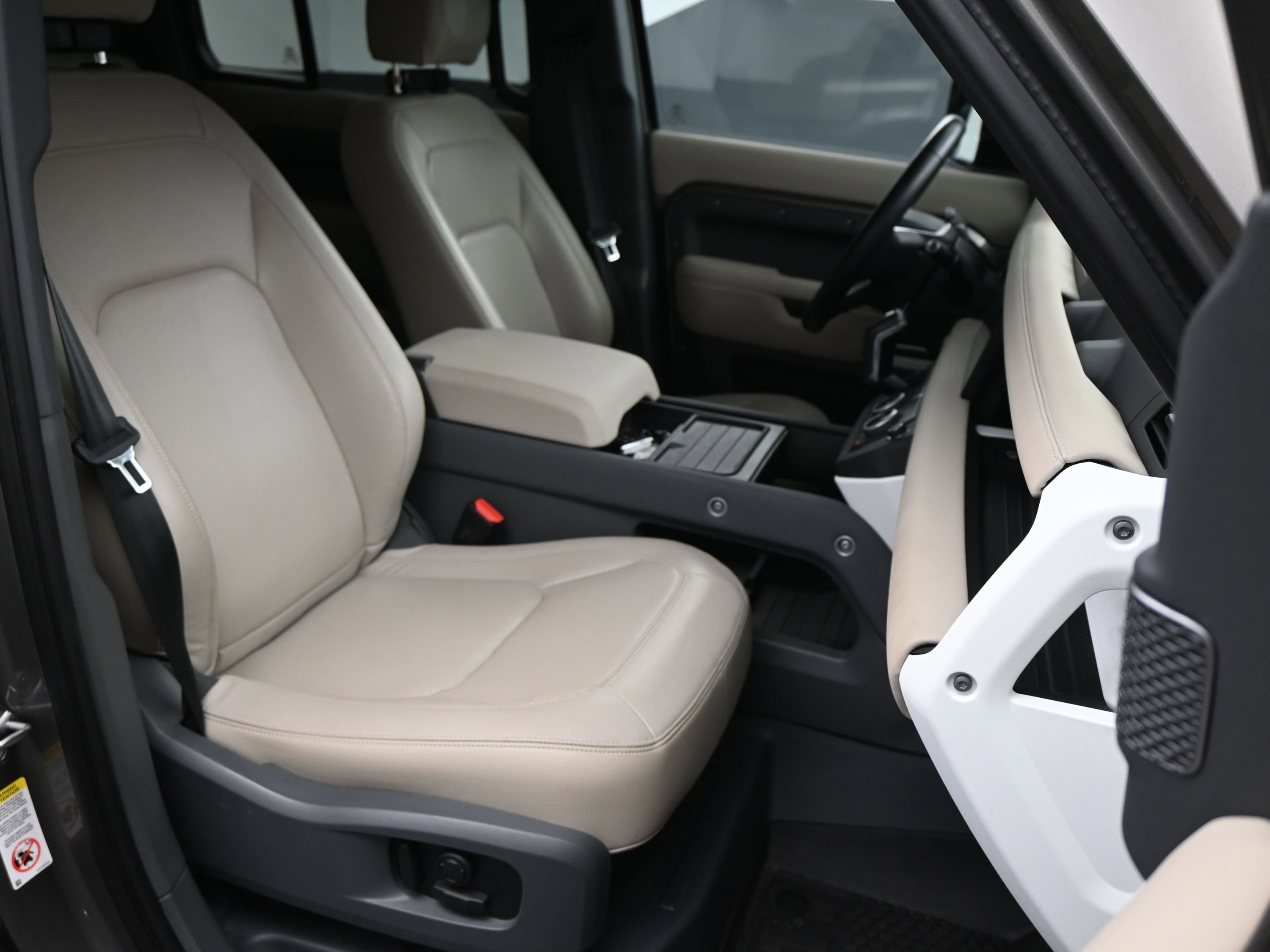 Certified 2023 Land Rover Defender 110 S image 9