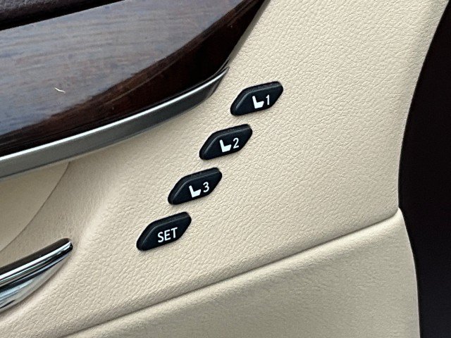 Used 2018 Lexus ES 350 w/ Luxury Package w/Wood Trim FWD image 31