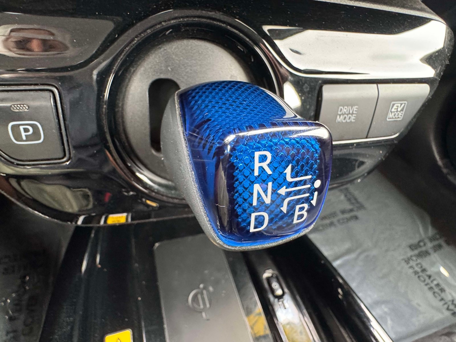 Certified 2022 Toyota Prius XLE AWD/4WD image 41