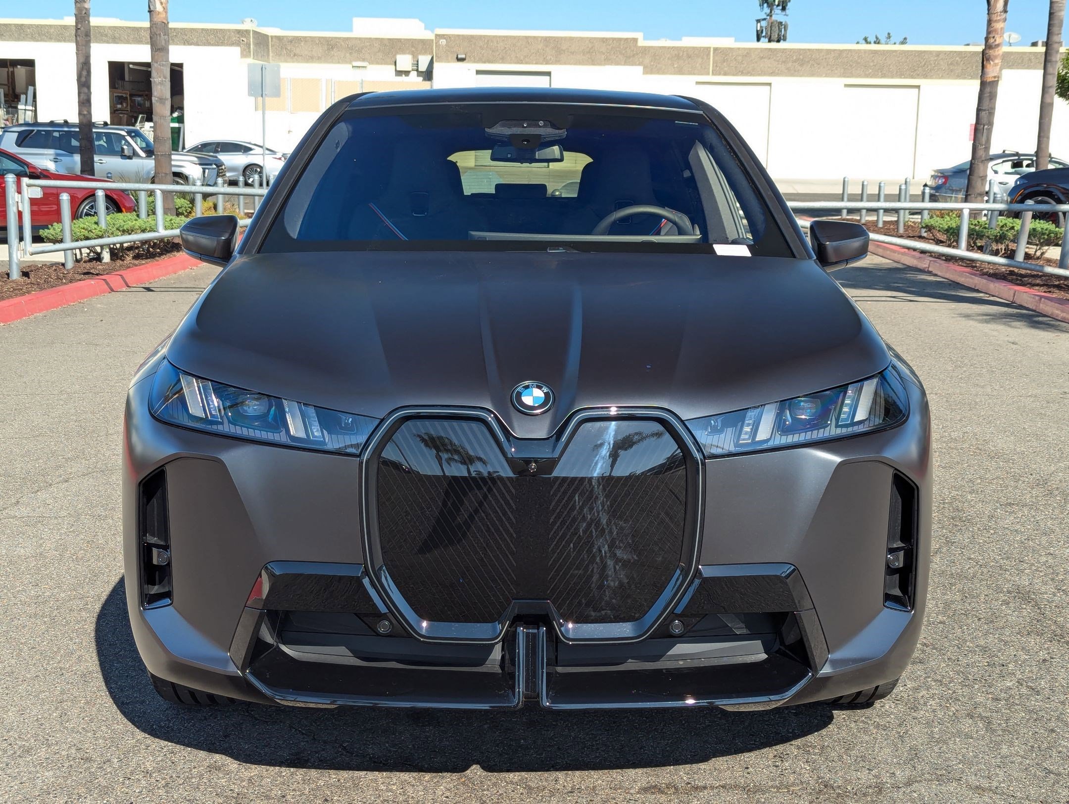 New 2026 BMW iX xDrive60 w/ M Sport Package image 3