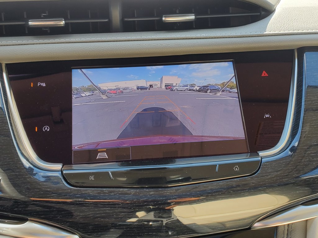 Used 2024 Cadillac XT6 Premium Luxury w/ LPO, Floor Liner Package AWD/4WD image 29